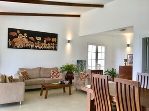 Living area 