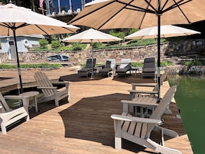 Dock Seating