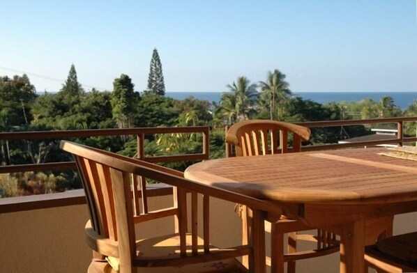 View from the lanai. The perfect place to enjoy your morning Kona Coffee!