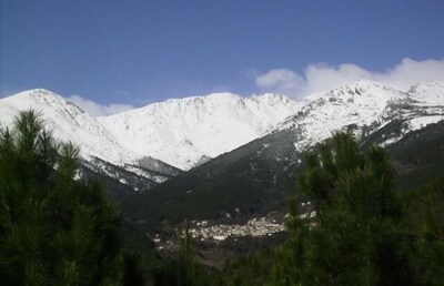 Casarural en Guisando Sierra de Gredos (alquiler íntegro) Río Pelayo 8 personas 