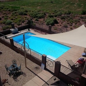 Look at that nice pool area.