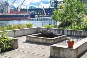 firepit and bbq just outside your door!