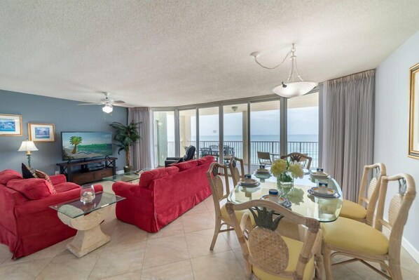 Welcome to "Emerald Retreat" Long Beach Tower 4 Condo 1004!