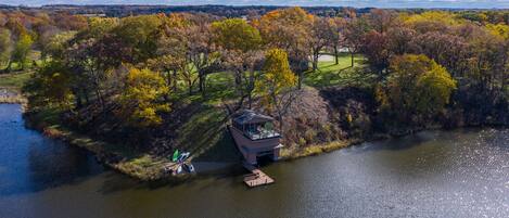 The boathouse and pier at Lakewood Farms lake house