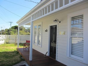 Beach cottage with Victorian charm