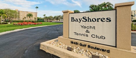 Welcome to Bay Shores!