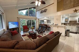 KOA RESORT1F-4, bdrm,3 BA Pool,A/C, across from beach,