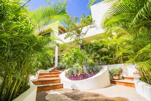 Welcome to the Vida Feliz Casitas Sayulita!