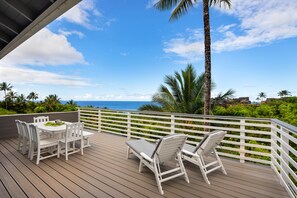 Easygoing Coastal... Going Green with Trex Decking and more!