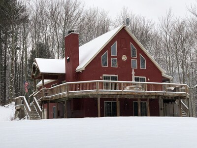 Charming and Private Catskill Chalet
