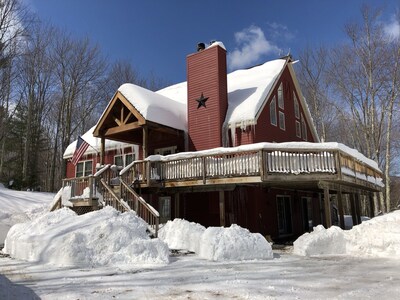 Charming and Private Catskill Chalet