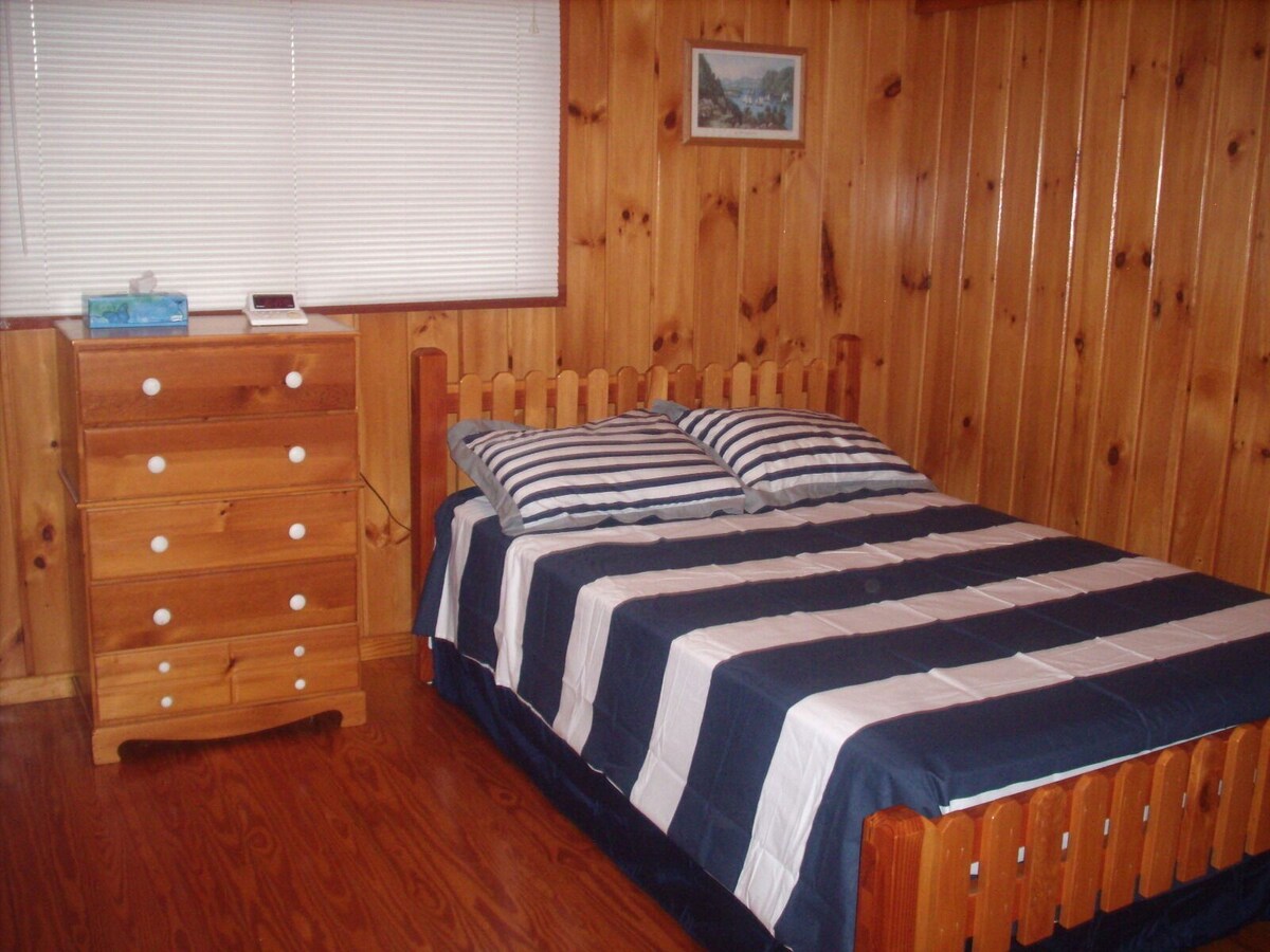 Camp Onondaga Fully Restored Historic Lake Cottage