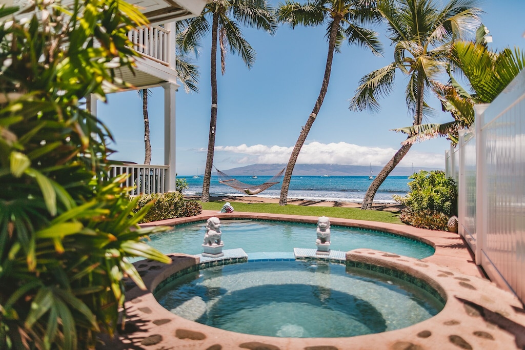 Jacuzzi, pool and ocean views at this luxury beach house in West-Maui