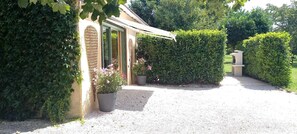 Gite entrance