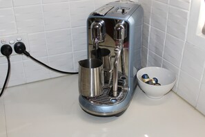 Coffee machine Nespresso Pods