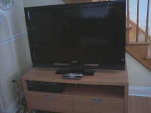 Big Screen TV, DVD & Playstation