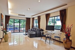 Nova Mirage Condo 148