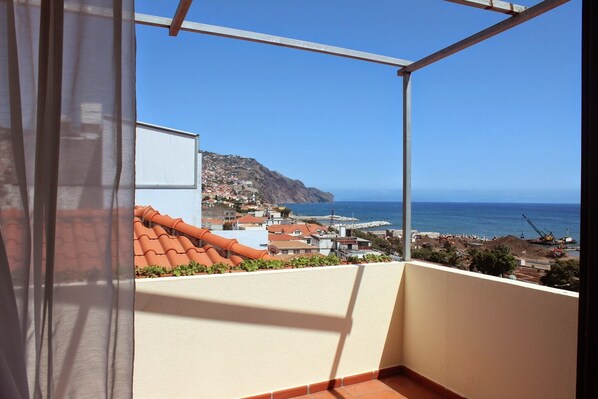 Balcony - view to the ocean