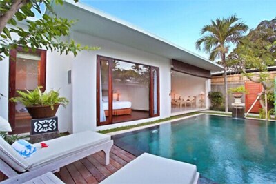 2 Bedroom Private Pool in Double  Six