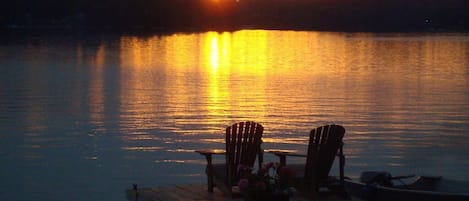 Sunset Haven! Best Sunsets on the lake!