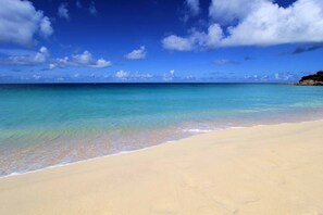 Mead's Bay Beach - A two-minute leisurely walk from Twin Palms Villas 