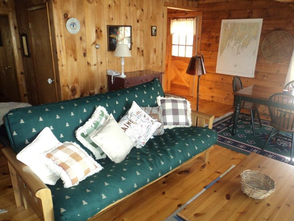 Waterfront Home In Friendship, Pet Friendly, includes three kayaks and canoe