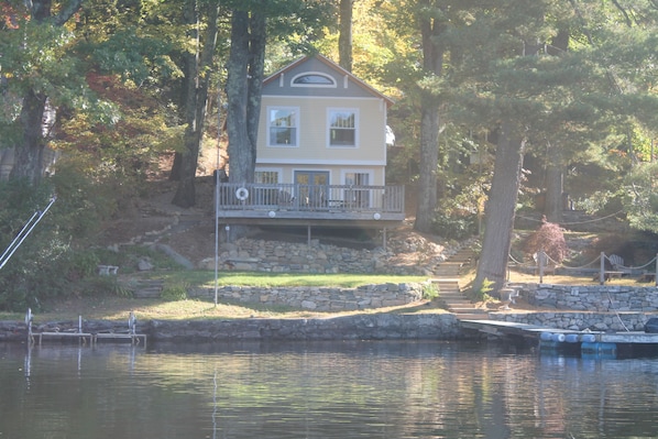 Lone Pine Cottage Guesthouse, Highland Lake
