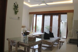 Very Cozy Green Studio Seminyak No.22