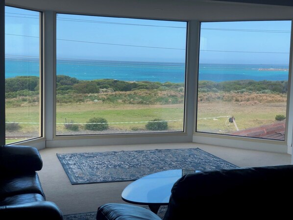 Stunning ocean views with comfortable seating