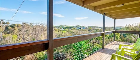 Enjoy your coffee out on the balcony and enjoy all the view has to offer.