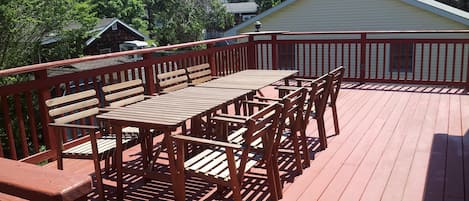 Tree top Views - 2nd Floor, Oversized deck with table and 8 chairs.  