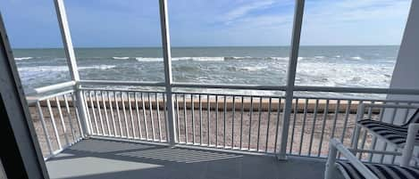 2nd floor Oceanfront balcony