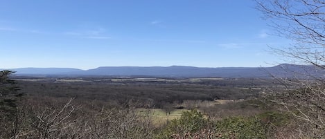 Awesome views you can see for 30 miles across the valley to the mountains west