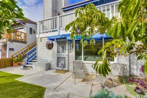 Front entrance to vacation home (please note: the unit is the ground floor only, a separate unit is above)