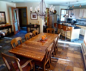 Main Level - Kitchen / Dining Area