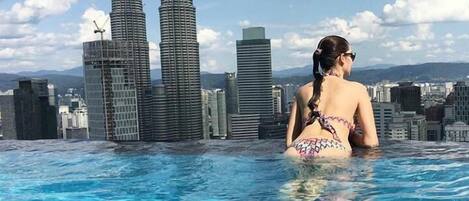 Rooftop Pool KLCC View at Face Suite KL