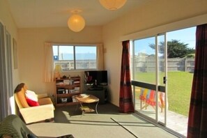 The Bach - Living Area