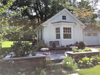 Cute country cottage for getaway stay