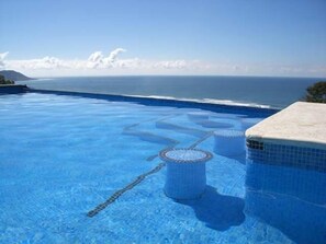 in-pool bar and underwater sound system