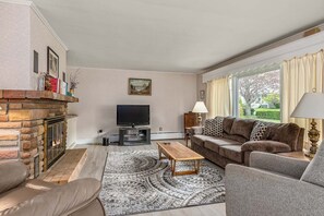 A front living room with lots of natural light