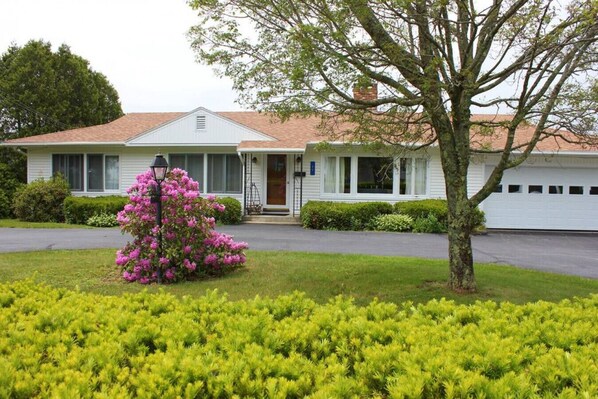 Front of the house with plenty of parking