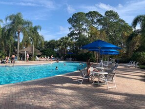 Beach pool