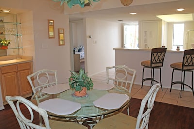 Relaxing, comfortable, neat, family friendly, walk to beach, close to everything