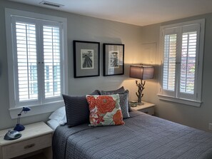 Quiet Bedroom, Queen-Sized Bed