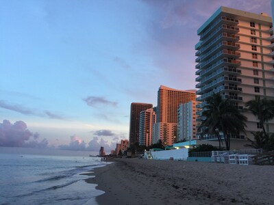 Hollywood Beach Condo
