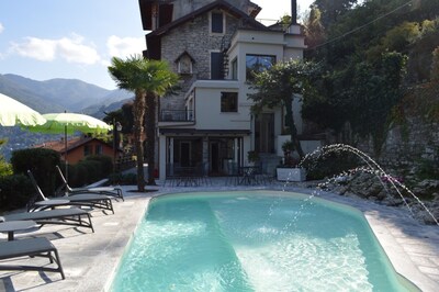 Historic Castle With Lake Views And Pool