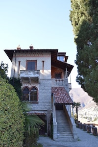 Historic Castle With Lake Views And Pool