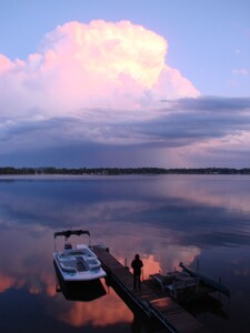 Historic Swedish Cottage on Quiet Lindstrom Lake