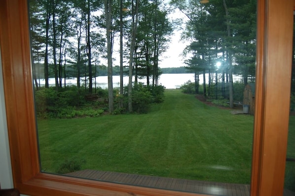 LIving Room View of the Lake!