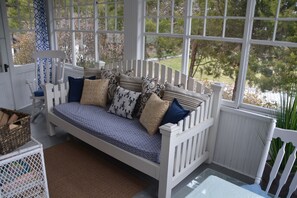 Sunroom with games/toys for kids; open windows and feel ocean breeze